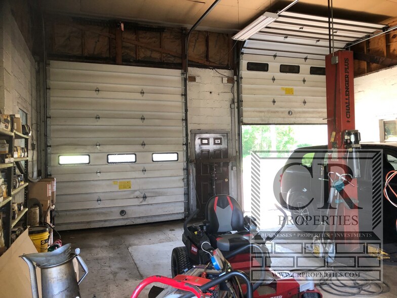 More Photos Of 5135 Route 9G, Tivoli Auto Repair For Sale