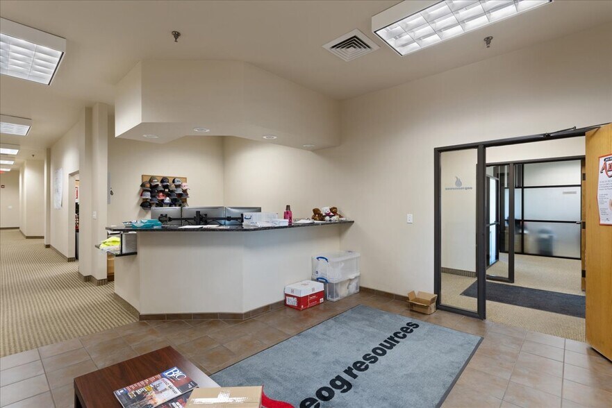 More Photos Of 1103 Old Town Ln, Cheyenne Office For Sale