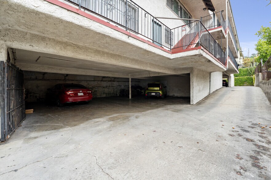 More Photos Of 3813 Baldwin St, Los Angeles Apartments For Sale