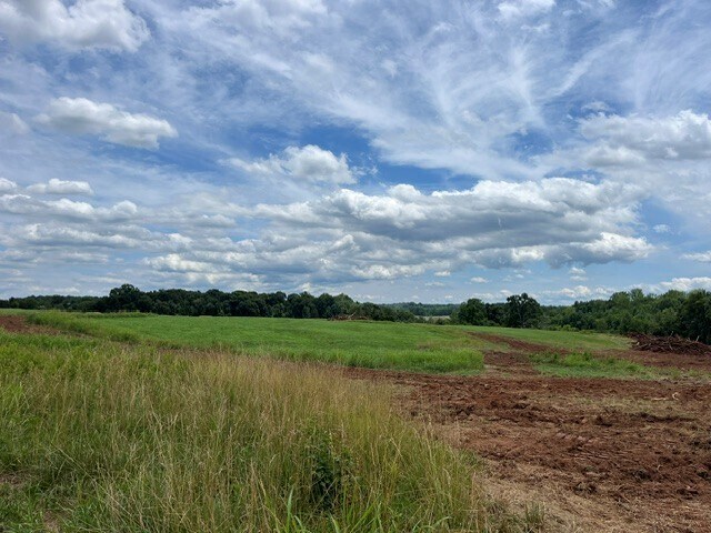 More Photos Of 1801 W Maiden Rd, Maiden Land For Sale
