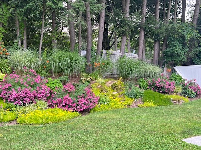 More Photos Of 4 Long Ridge Rd, Redding General Retail For Sale