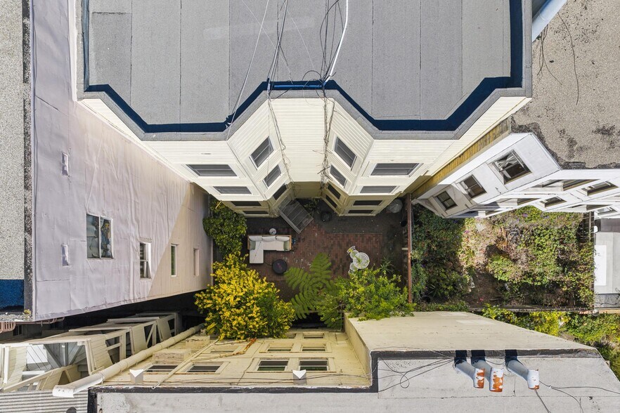 More Photos Of 1451 Larkin St, San Francisco Apartments For Sale