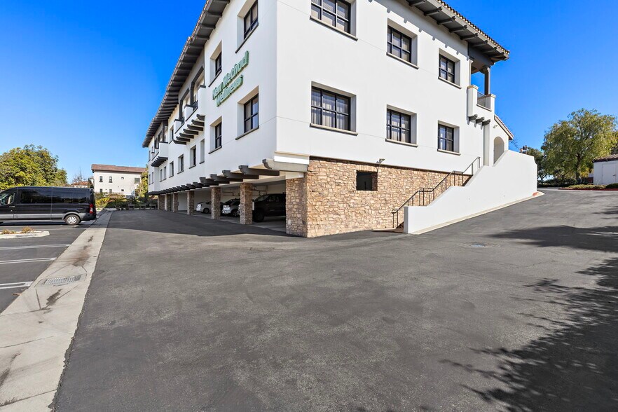 More Photos Of 31601 Avenida Los Cerritos Rd, San Juan Capistrano Office For Lease