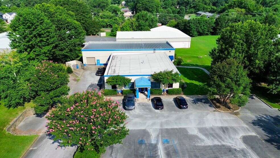 More Photos Of 4609 Resource Dr, Chattanooga Warehouse For Sale