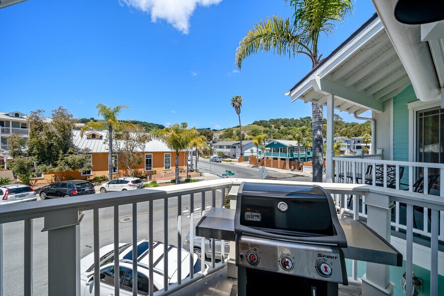 More Photos Of 74 San Francisco St, Avila Beach Flex For Sale