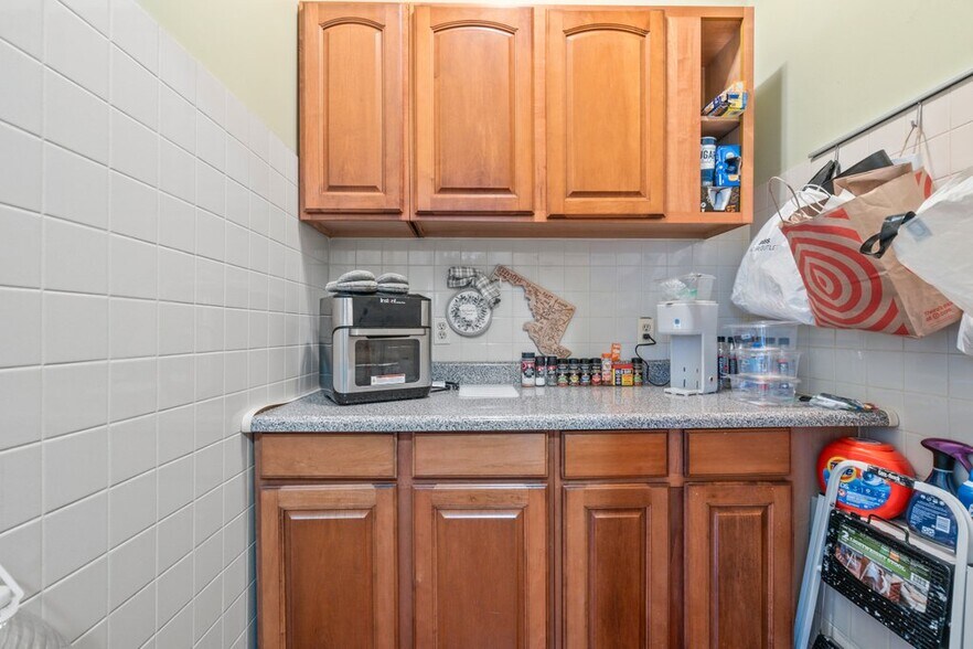 More Photos Of 645 Washington Blvd, Baltimore Apartments For Sale