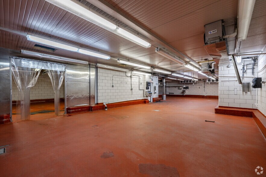 More Photos Of 4260 Old River Rd, Schiller Park Food Processing For Sale