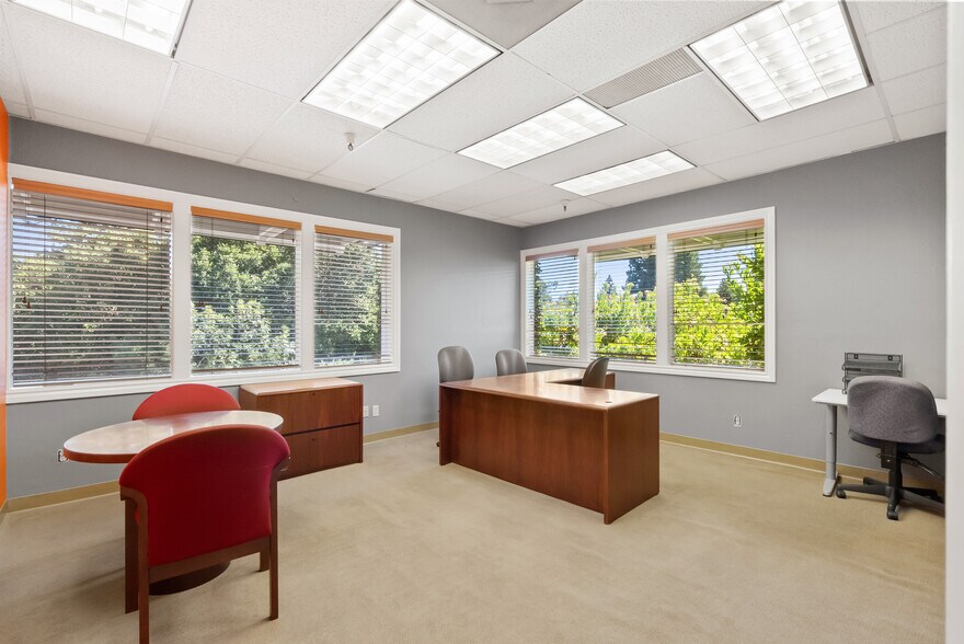 More Photos Of 289 S San Antonio Rd, Los Altos Office For Lease