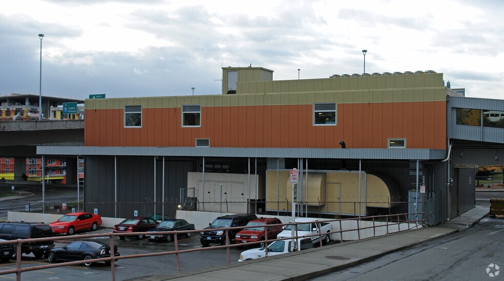 More Photos Of 1441 Court A, Tacoma Telecom Hotel Data Hosting For Sale