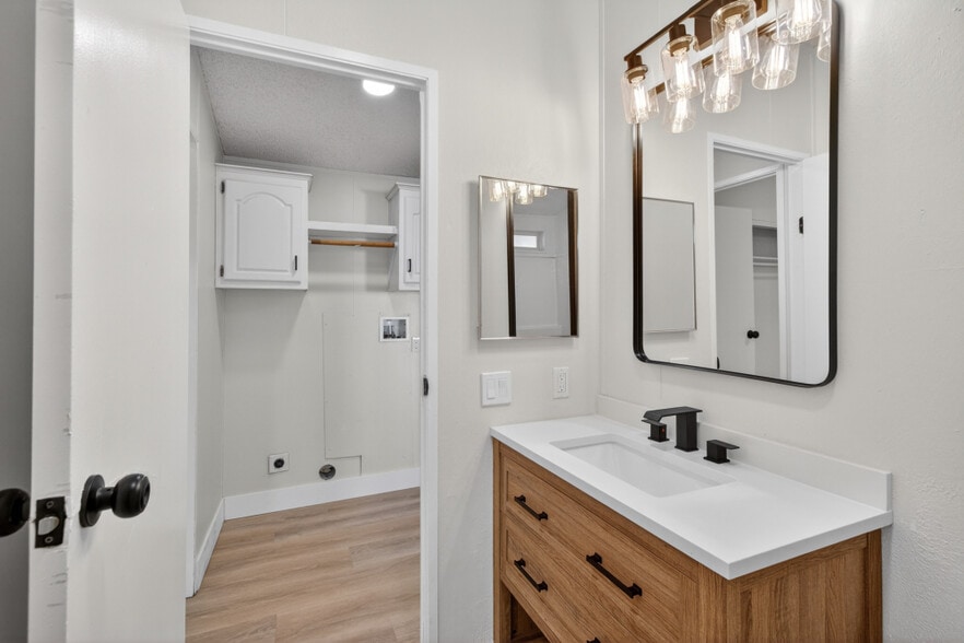 More Photos Of 402 Colin Kelly Dr, Roseville Apartments For Sale