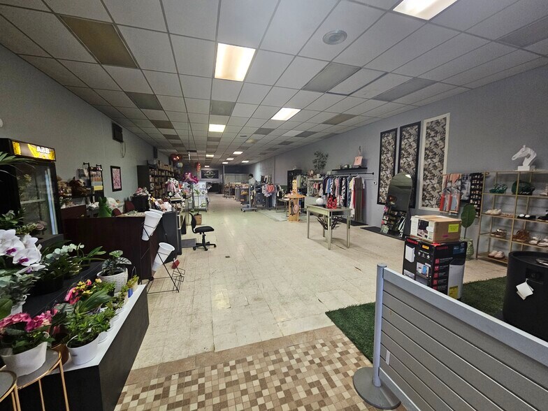 More Photos Of 926-928 W Hamilton St, Allentown Storefront Retail Office For Sale