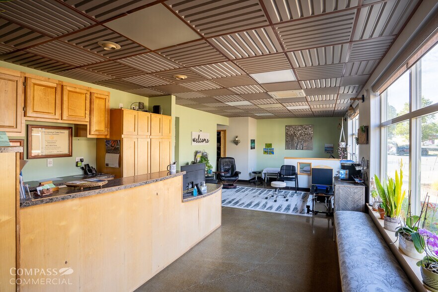 More Photos Of 6735 SW Country Club Dr, Corvallis General Retail For Sale