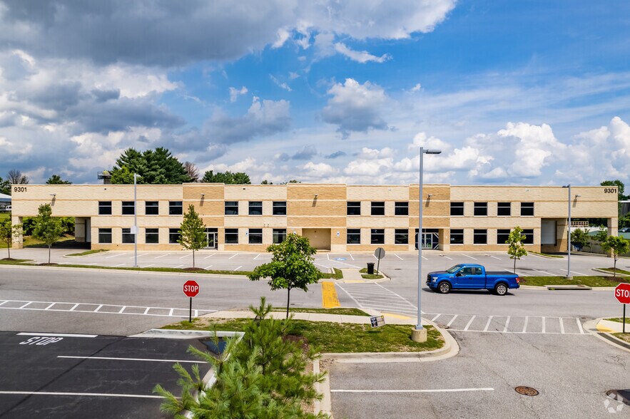 dsw snowden river parkway