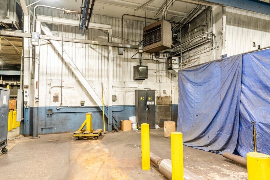 More Photos Of 521 Langley Ave, Saint Joseph Industrial For Sale