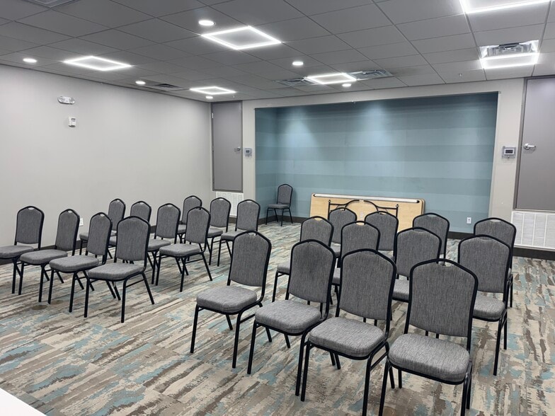 More Photos Of 9307 S Padre Island Dr, Corpus Christi Hotel For Sale