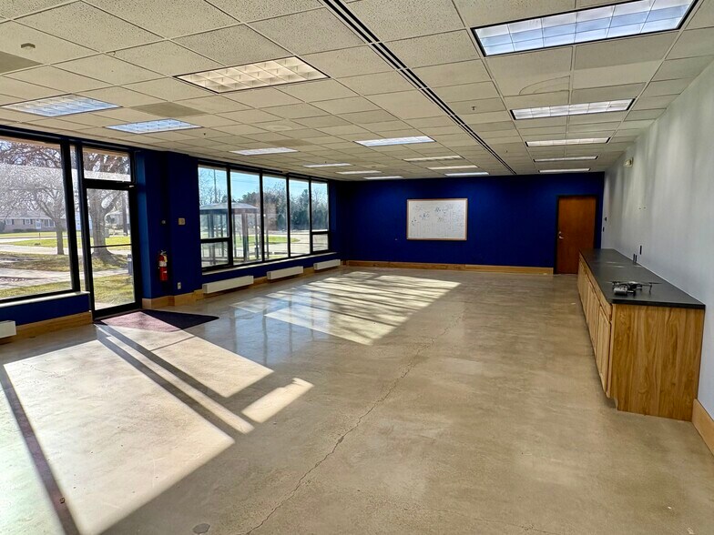 More Photos Of 703 E Kercher Rd, Goshen Manufacturing For Lease