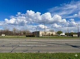 More Photos Of 20800 Groesbeck Hwy, Warren Land For Sale