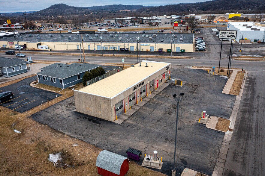 More Photos Of 581 Lester Ave, Onalaska Carwash For Sale
