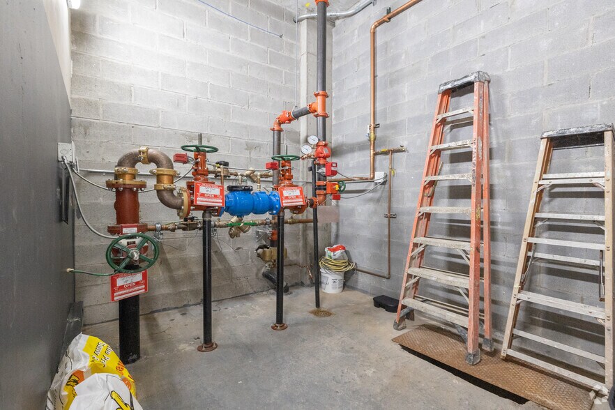 More Photos Of 959 Anderson Ave, Bronx Apartments For Sale