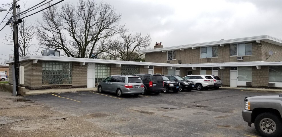 More Photos Of 11700-11704 S Western Ave, Chicago General Retail For Lease