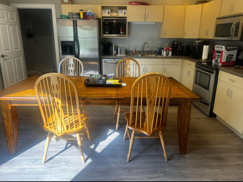 More Photos Of 383 Corbin Center Dr, Corbin Healthcare For Lease