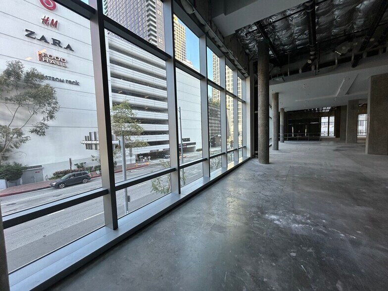 More Photos Of 1000 W 8th St, Los Angeles Apartments For Lease