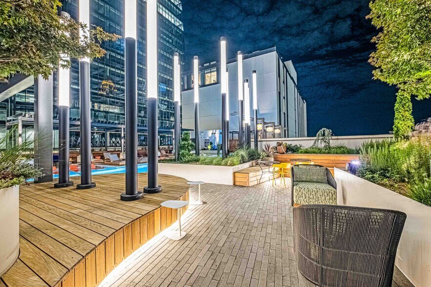 More Photos Of 1331 Spring St NW, Atlanta Unknown For Lease