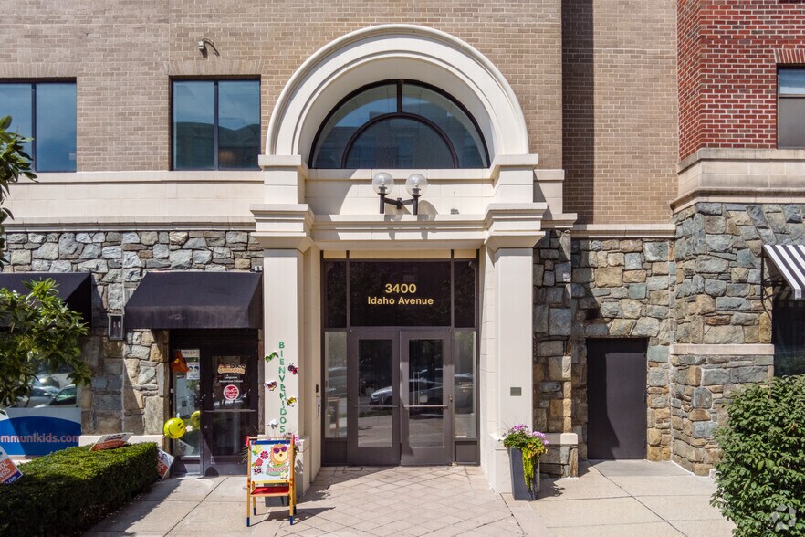 More Photos Of 3400 Idaho Ave NW, Washington Office For Lease