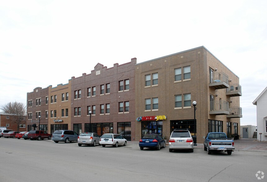 More Photos Of 121 4th St S, Moorhead Apartments For Lease