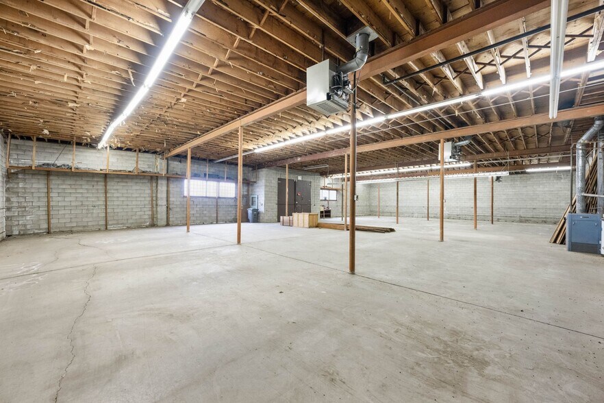 More Photos Of 8242 Ontario St, Vancouver Warehouse For Sale