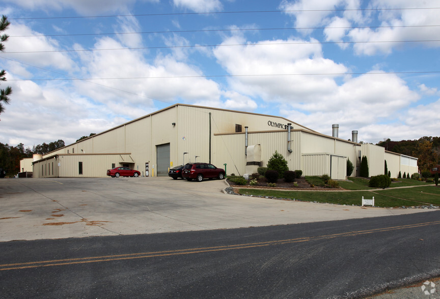 Primary Photo Of 3031 Hamp Stone Rd, Siler City Manufacturing For Sale