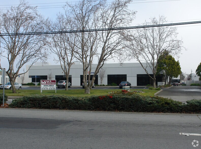 Primary Photo Of 14460 Doolittle Dr, San Leandro Research And Development For Lease