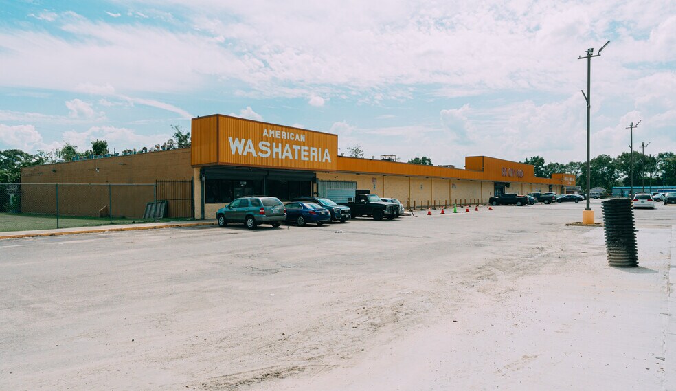 More Photos Of 11320 Homestead Rd, Houston Supermarket For Sale