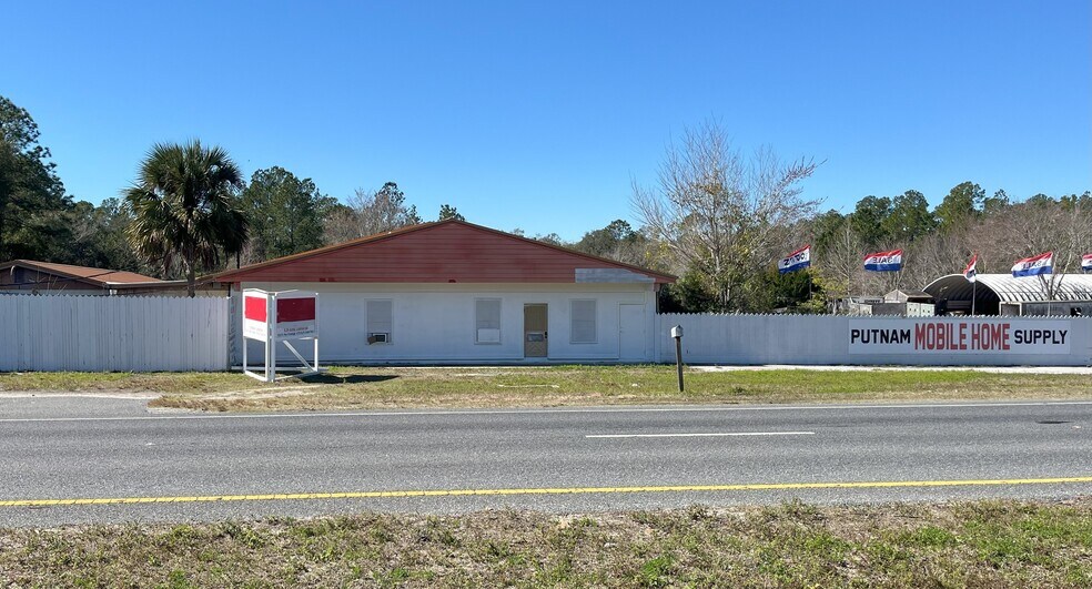 More Photos Of 481 Us-17, Palatka Light Distribution For Sale
