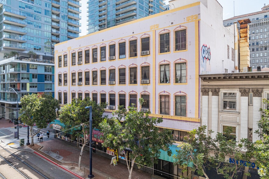 More Photos Of Trolley Lofts, San Diego Apartments For Sale