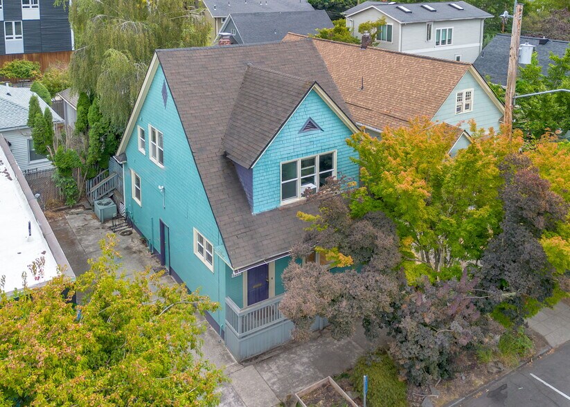 More Photos Of 1516 SE 43rd Ave, Portland Medical For Sale