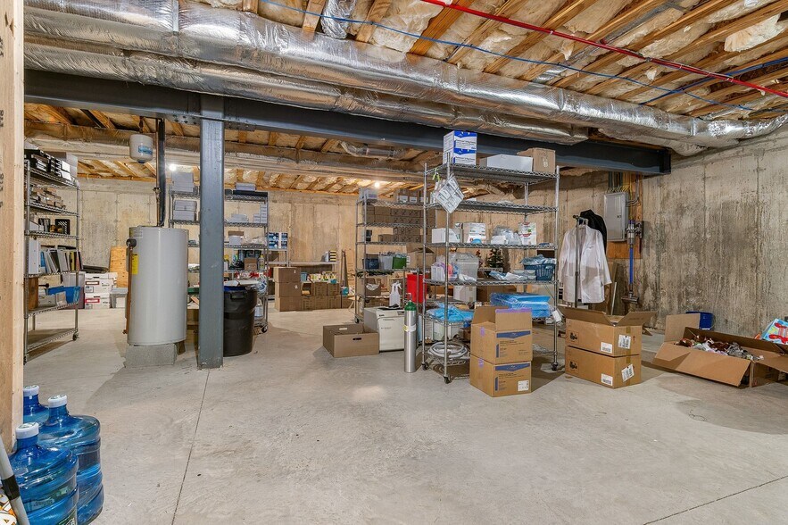 More Photos Of 22-26 School St, Merrimac Office For Sale