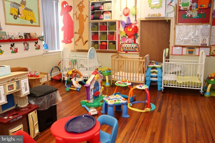 More Photos Of 101 W Mount Pleasant Ave, Philadelphia Daycare Center For Sale