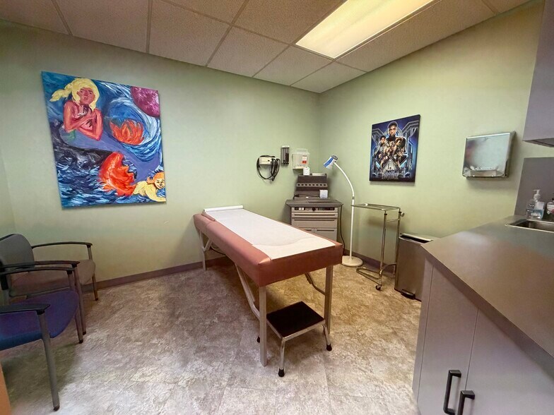 More Photos Of 13005 Southern Blvd, Loxahatchee Medical For Sale