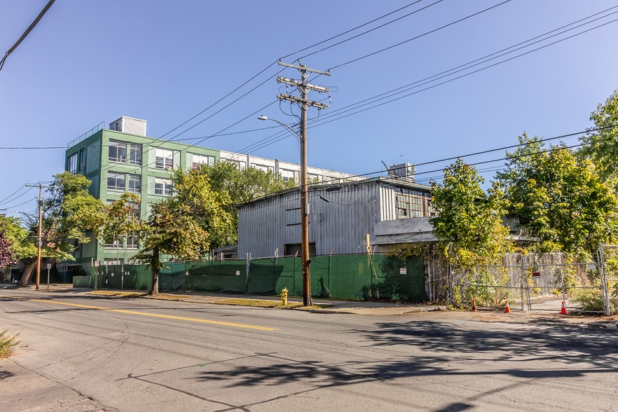 More Photos Of , New Haven Unknown For Sale