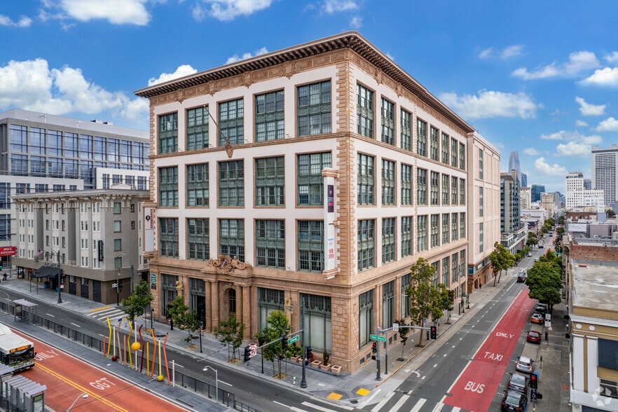 More Photos Of 1000 Van Ness Ave, San Francisco Apartments For Lease