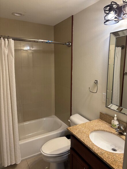 More Photos Of 118 Rhodes St, South Bend Apartments For Sale