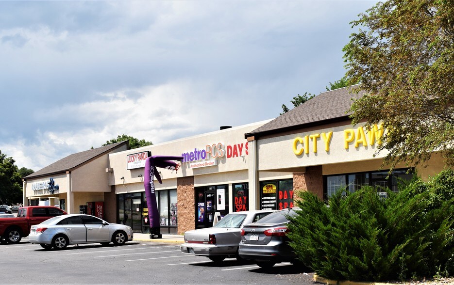 More Photos Of 2305-2401 W 27th St, Greeley Unknown For Sale