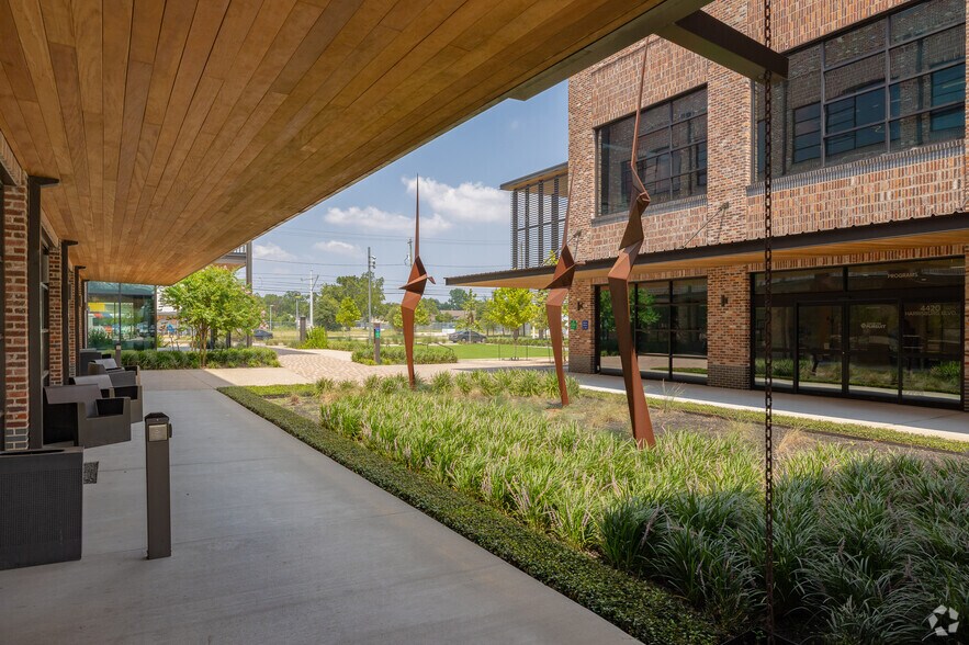 More Photos Of 4400 Harrisburg Blvd, Houston Unknown For Lease