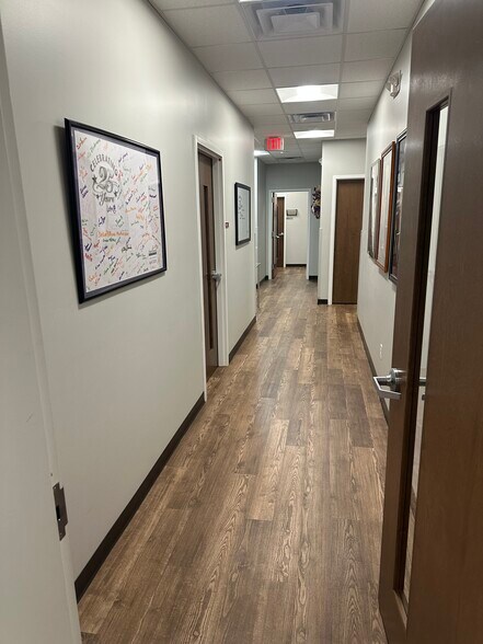 More Photos Of 278 Lee Hwy, Verona Auto Repair For Lease