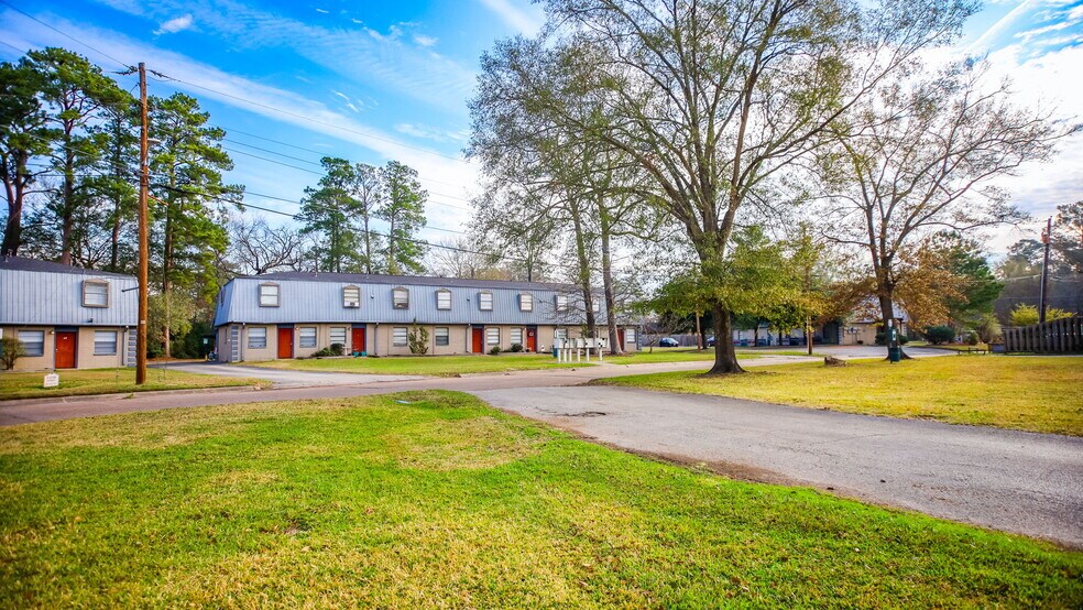 More Photos Of , Lufkin Multifamily For Sale