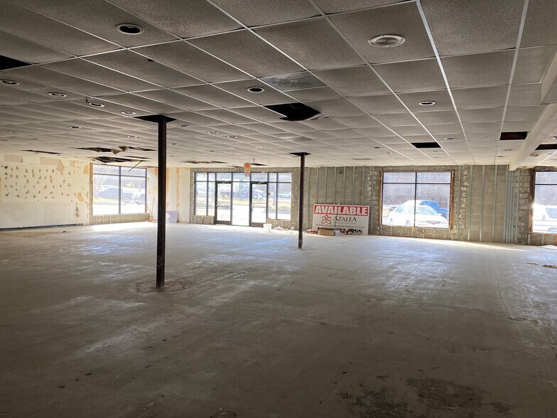 More Photos Of 1340-1368 US 321 Hwy NW, Hickory Unknown For Lease