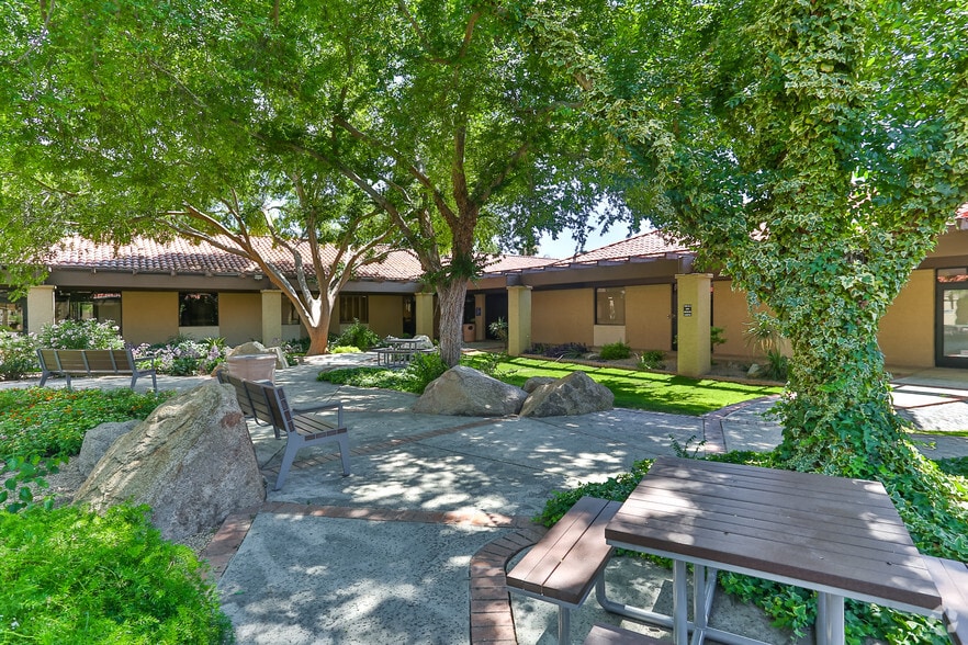 More Photos Of 13660 N 94th Dr, Peoria Unknown For Lease