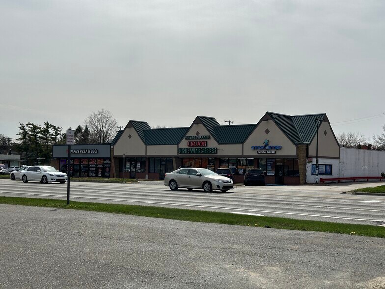 More Photos Of 28901-28935 Southfield Rd, Lathrup Village Storefront For Lease