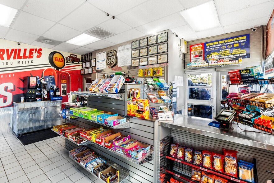 More Photos Of 1001 N H St, Lompoc Convenience Store For Sale